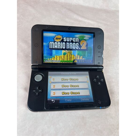 Nintendo 3DS XL + Super Mario Bros 2 480p Video Game Handheld System Red - Picture 7 of 14